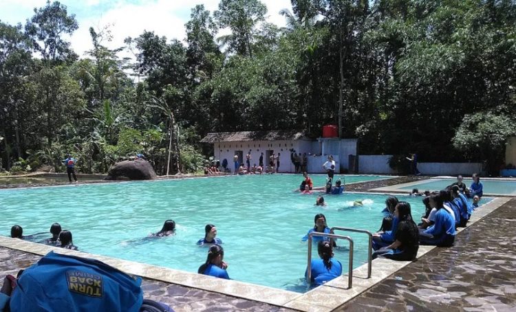 kolam renang di batang, tempat rekreasi di batang, tempat wisata di batang, wahana rekreasi di batang, waterboom di batang, waterpark di batang, wisata air di batang, top 14+ kolam renang di batang terbaik & terbesar, waterpark favorit!