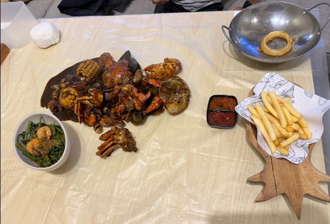 resto seafood di malang, restoran seafood di malang, rumah makan seafood di malang, tempat makan seafood di malang, top 15+ restoran seafood di malang legendaris & enak, tempat makan populer!