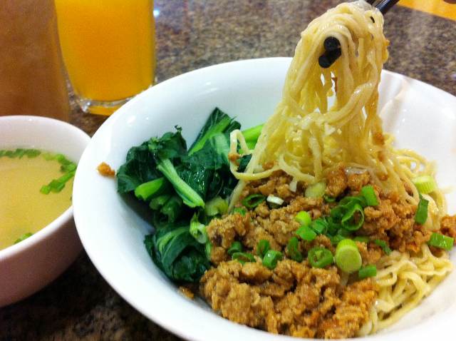 bakso di blitar, mie ayam di blitar, warung bakso di blitar, warung mie ayam di blitar, top 15+ warung mie ayam di blitar paling enak & populer, ada bakso juga!