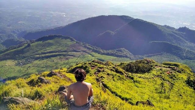 gunung di jawa tengah, gunung pemula mendaki di jawa tengah, gunung terindah di jawa tengah, top 18+ gunung terindah & terbaik di jawa tengah, pendaki wajib taklukkan!