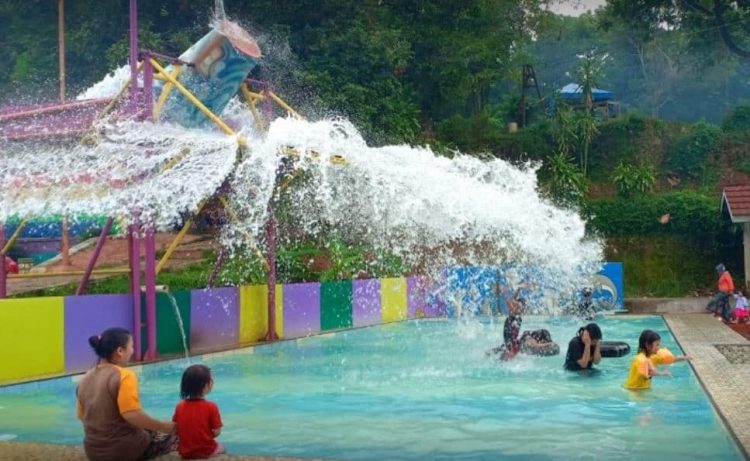kolam renang alami di subang, kolam renang di subang, tempat bermain air di subang, tempat liburan di subang, tempat rekreasi di subang, tempat wisata di subang, waterboom di subang, waterpark di subang, wisata di subang, top 18+ kolam renang di subang terbaik & terluas, fasilitas lengkap!