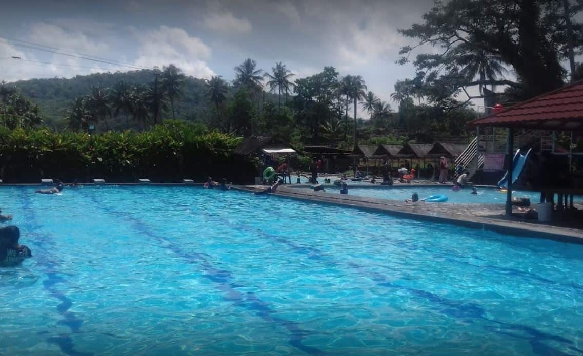 kolam renang alami di subang, kolam renang di subang, tempat bermain air di subang, tempat liburan di subang, tempat rekreasi di subang, tempat wisata di subang, waterboom di subang, waterpark di subang, wisata di subang, top 18+ kolam renang di subang terbaik & terluas, fasilitas lengkap!