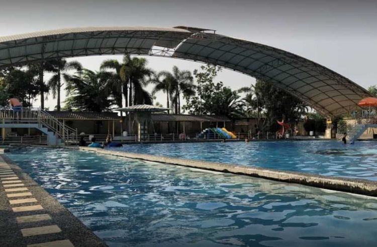 kolam renang alami di subang, kolam renang di subang, tempat bermain air di subang, tempat liburan di subang, tempat rekreasi di subang, tempat wisata di subang, waterboom di subang, waterpark di subang, wisata di subang, top 18+ kolam renang di subang terbaik & terluas, fasilitas lengkap!