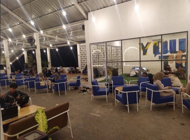 cafe 24 jam di purwokerto, cafe di purwokerto, cafe hits di purwokerto, resto di purwokerto, tempat hangout di purwokerto, tempat kongkow di purwokerto, tempat nongkrong 24 jam di purwokerto, tempat nongkrong di purwokerto, tempat nongkrong kekinian di purwokerto, top 19+ tempat nongkrong di purwokerto yang cozy, cafe hits kekinian