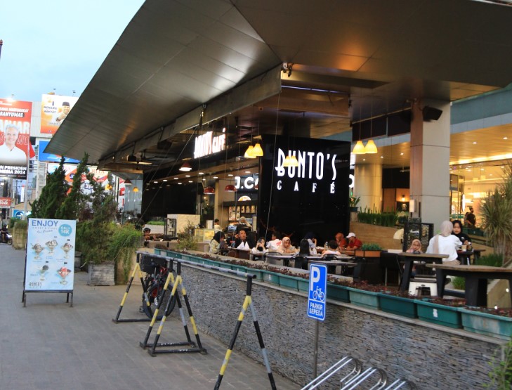cafe 24 jam di purwokerto, cafe di purwokerto, cafe hits di purwokerto, resto di purwokerto, tempat hangout di purwokerto, tempat kongkow di purwokerto, tempat nongkrong 24 jam di purwokerto, tempat nongkrong di purwokerto, tempat nongkrong kekinian di purwokerto, top 19+ tempat nongkrong di purwokerto yang cozy, cafe hits kekinian