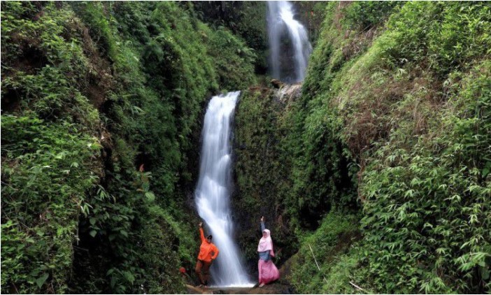 air terjun di majalengka, curug di majalengka, curug terbaik di majalengka, curug terindah di majalengka, objek wisata alam di majalengka, wisata air terjun di majalengka, wisata alam di majalengka, wisata curug di majalengka, top 20+ curug di majalengka terbaik & terhits dikunjungi, air terjun indah