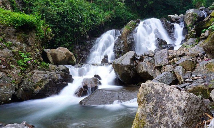 air terjun di majalengka, curug di majalengka, curug terbaik di majalengka, curug terindah di majalengka, objek wisata alam di majalengka, wisata air terjun di majalengka, wisata alam di majalengka, wisata curug di majalengka, top 20+ curug di majalengka terbaik & terhits dikunjungi, air terjun indah