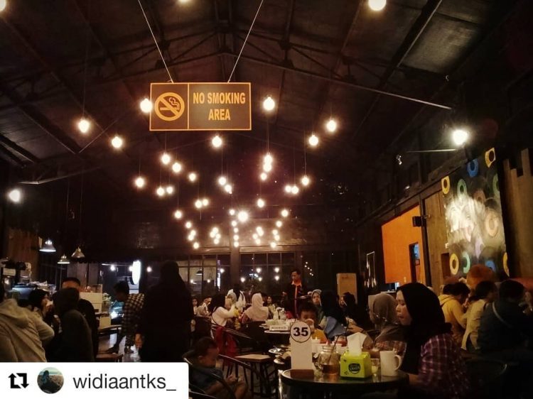 cafe di cimahi, resto di cimahi, restoran di cimahi, rumah makan di cimahi, tempat makan di cimahi, tempat makan enak di cimahi, tempat wisata kuliner di cimahi, top 20+ tempat makan di cimahi paling enak & populer, wisata kuliner!