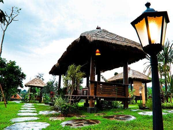 cafe di cimahi, resto di cimahi, restoran di cimahi, rumah makan di cimahi, tempat makan di cimahi, tempat makan enak di cimahi, tempat wisata kuliner di cimahi, top 20+ tempat makan di cimahi paling enak & populer, wisata kuliner!