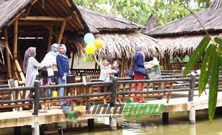 cafe di cimahi, resto di cimahi, restoran di cimahi, rumah makan di cimahi, tempat makan di cimahi, tempat makan enak di cimahi, tempat wisata kuliner di cimahi, top 20+ tempat makan di cimahi paling enak & populer, wisata kuliner!