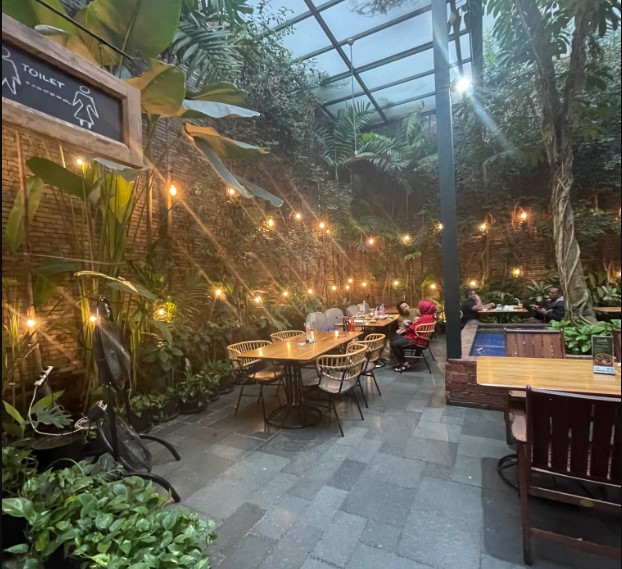 cafe fine dining di surabaya, fine dining di surabaya, fine dining surabaya, resto fine dining di surabaya, restoran fine dining di surabaya, tempat fine dining di surabaya, top 21+ rekomendasi restoran fine dining di surabaya romantis & mewah