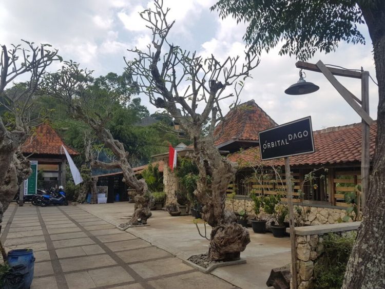 cafe di dago, resto di dago, restoran di dago, tempat hits di dago, tempat makan di dago, tempat nongkrong di dago, tempat wisata di dago, wisata alam di dago, wisata di dago, wisata edukasi di dago, wisata hits di dago, wisata kuliner di dago, wisata sejarah di dago, wisata seni di dago, top 21+ tempat wisata di dago terbaru & paling hits yang wajib dikunjungi!