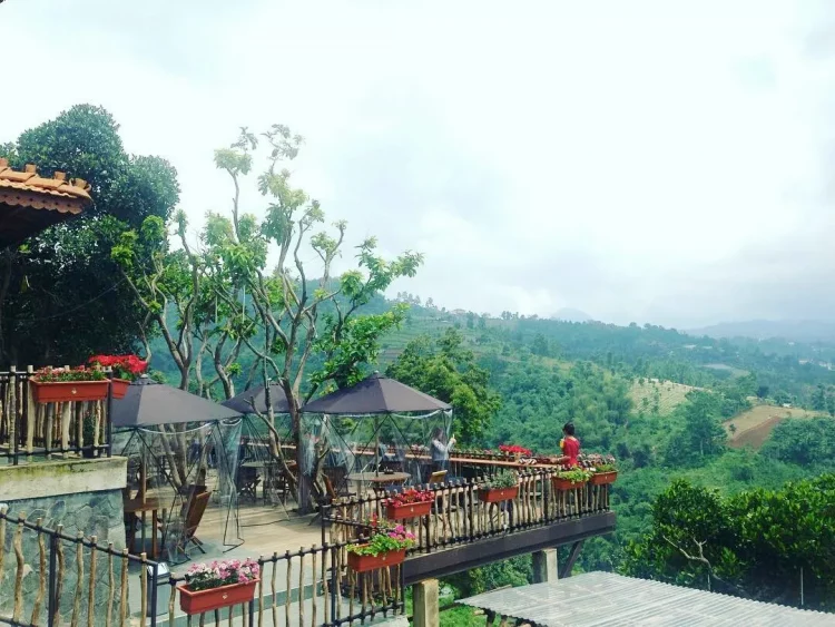 cafe di dago, resto di dago, restoran di dago, tempat hits di dago, tempat makan di dago, tempat nongkrong di dago, tempat wisata di dago, wisata alam di dago, wisata di dago, wisata edukasi di dago, wisata hits di dago, wisata kuliner di dago, wisata sejarah di dago, wisata seni di dago, top 21+ tempat wisata di dago terbaru & paling hits yang wajib dikunjungi!