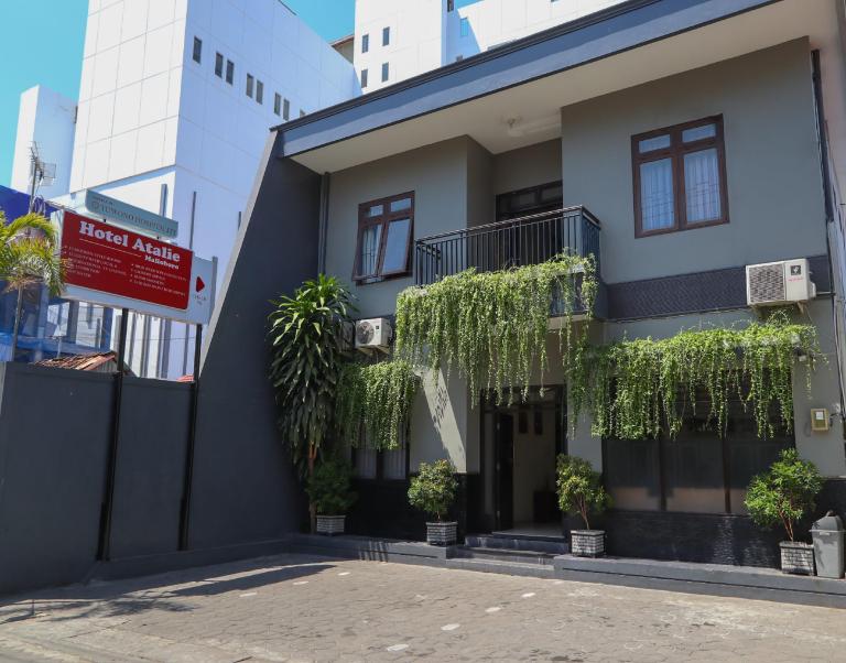 hotel dekat jalan malioboro, hotel dekat malioboro, hotel dekat stasiun tugu, hotel di malioboro, hotel murah dekat malioboro, hotel terbaik dekat malioboro, top 23+ hotel dekat malioboro dan stasiun tugu yang murah & mewah