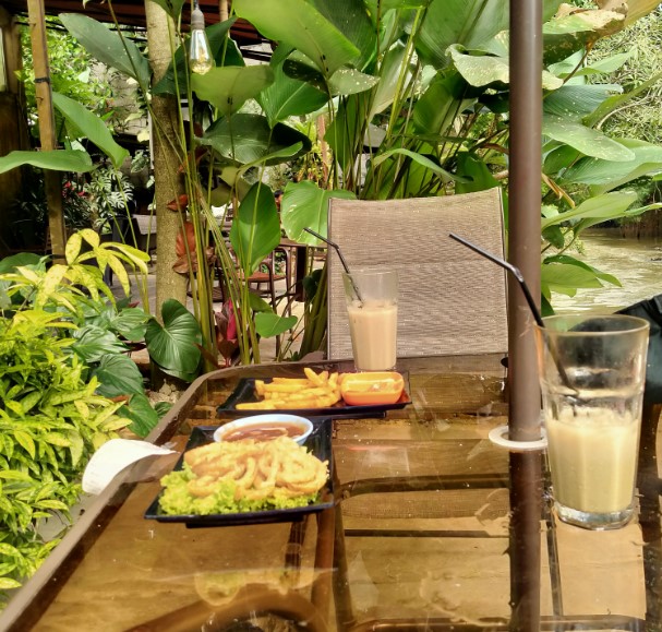 cafe 24 jam di depok, cafe di depok, cafe kekinian di depok, resto di depok, tempat hits di depok, tempat kongkow di depok, tempat nongkrong di depok, top 24+ cafe di depok paling hits, kongkow cozy, unik, instagramable!