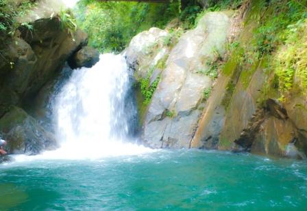 air terjun di bogor, air terjun di sentul, air terjun yang bagus di bogor, air terjun yang bagus di sentul, curug di sentul curug di bogor, curug di sentul yang bagus, curug sentul, top 24+ curug di sentul bogor terhits & instagramable untuk liburan seru