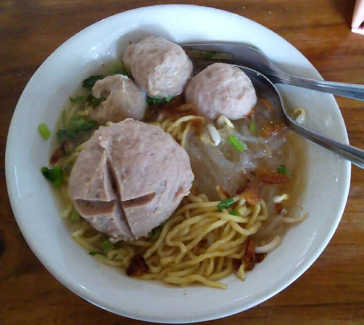 buah tangan khas cimahi, cemilan khas cimahi, jajanan khas cimahi, khas cimahi, makanan khas cimahi, minuman khas cimahi, oleh-oleh khas cimahi, souvenir khas cimahi, top 24+ oleh-oleh khas cimahi terpopuler yang wajib dibawa pulang!
