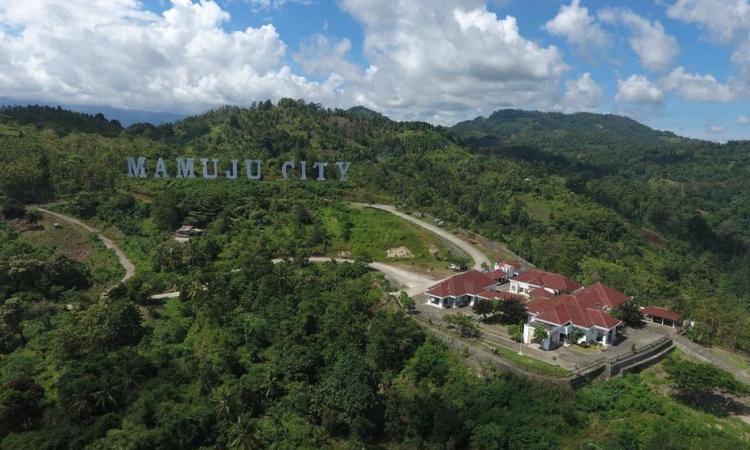 air terjun di mamuju, destinasi di mamuju, objek wisata di mamuju, pantai di mamuju, tempat wisata di mamuju, wisata alam di mamuju, wisata di mamuju, top 24+ tempat wisata di mamuju terbaik & hits yang wajib dikunjungi!