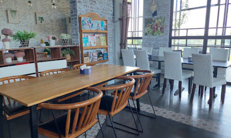 top 25+ cafe & tempat nongkrong di semarang yang hits dan kekinian