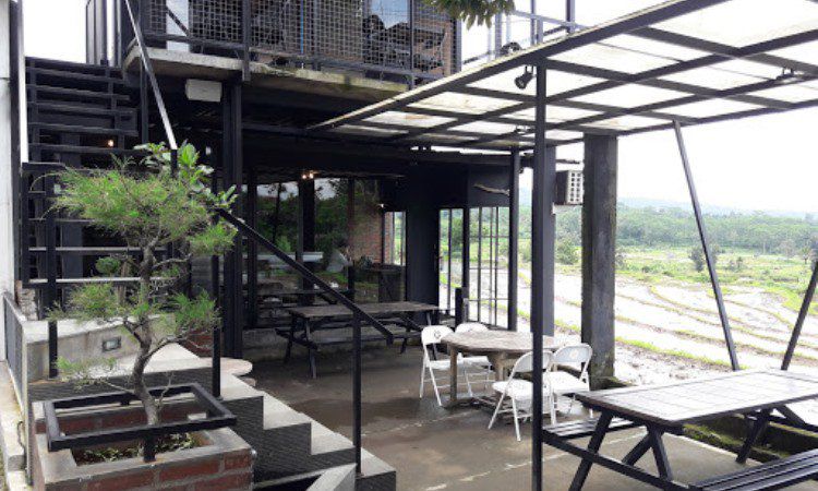 top 25+ cafe & tempat nongkrong di semarang yang hits dan kekinian