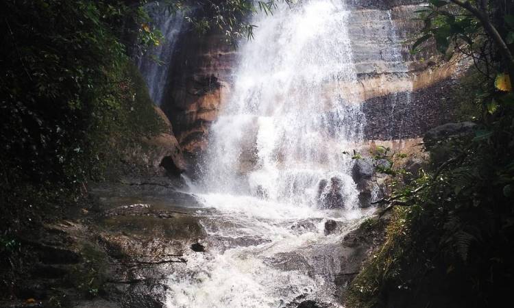 air terjun di subang, curug di subang, curug subang, tempat rekreasi curug di subang, wisata alam di subang, wisata alam subang, wisata curug di subang, wisata subang, top 25+ curug di subang terbaik & terhits, wisata alam air terjun paling indah