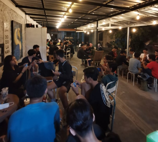cafe di sragen, coffee shop di sragen, kedai kopi di sragen, resto di sragen, tempat hits di sragen, tempat kongkow di sragen, tempat makan di sragen, tempat ngopi di sragen, tempat nongkrong di sragen, tempat nongkrong di sragen hits, warung kopi di sragen, top 25+ tempat nongkrong di sragen paling hits, cafe & coffee shop cozy!