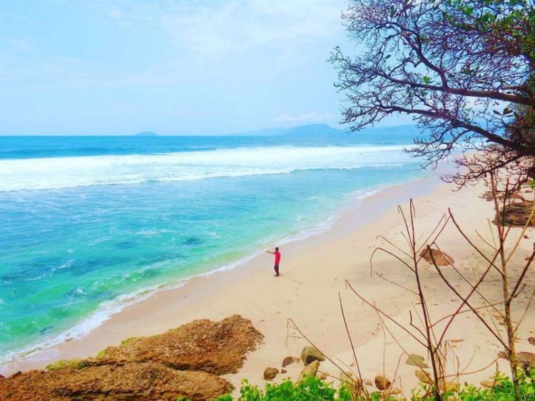 pantai di tulungagung, pantai terbaik di tulungagung, wisata di tulungagung, wisata pantai di tulungagung, wisata tulungagung, top 26+ pantai di tulungagung terbaik & eksotis yang wajib dikunjungi!