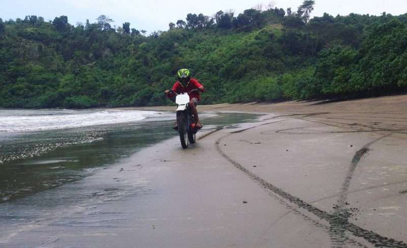 pantai di tulungagung, pantai terbaik di tulungagung, wisata di tulungagung, wisata pantai di tulungagung, wisata tulungagung, top 26+ pantai di tulungagung terbaik & eksotis yang wajib dikunjungi!
