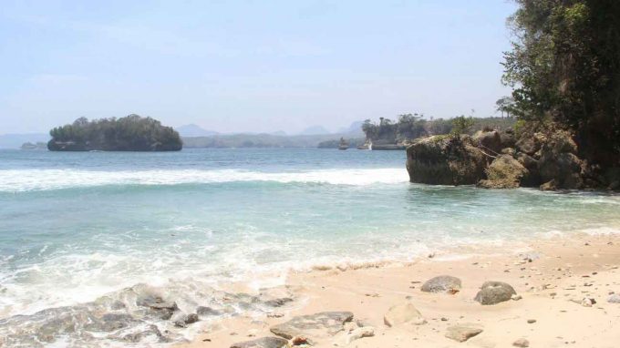 pantai di tulungagung, pantai terbaik di tulungagung, wisata di tulungagung, wisata pantai di tulungagung, wisata tulungagung, top 26+ pantai di tulungagung terbaik & eksotis yang wajib dikunjungi!