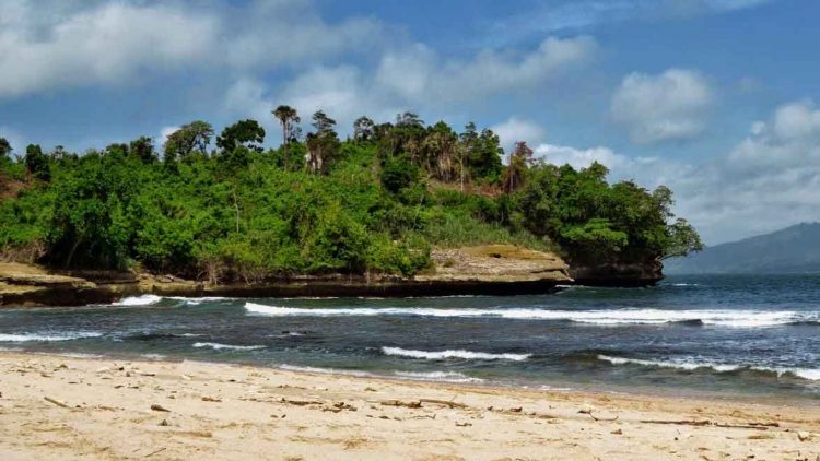 pantai di tulungagung, pantai terbaik di tulungagung, wisata di tulungagung, wisata pantai di tulungagung, wisata tulungagung, top 26+ pantai di tulungagung terbaik & eksotis yang wajib dikunjungi!