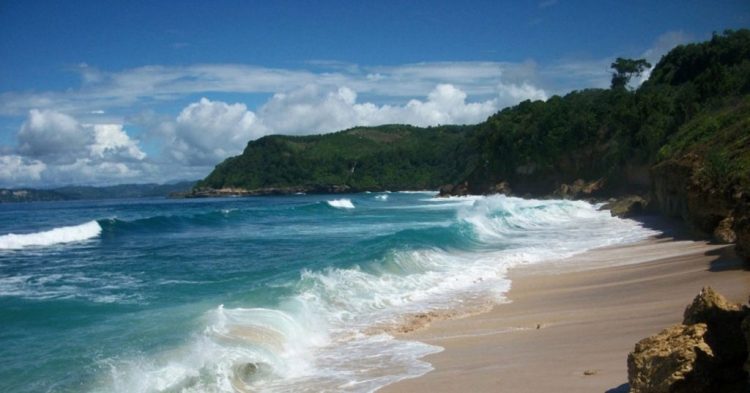 pantai di tulungagung, pantai terbaik di tulungagung, wisata di tulungagung, wisata pantai di tulungagung, wisata tulungagung, top 26+ pantai di tulungagung terbaik & eksotis yang wajib dikunjungi!