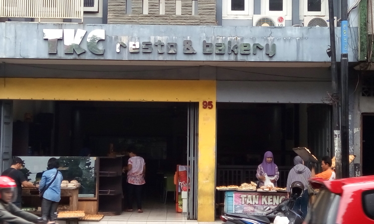 cafe di cianjur, cafe instagramable di cianjur, kafe di cianjur, kafe instagramable di cianjur, kuliner khas cianjur, makanan khas cianjur, restoran terkenal di cianjur resto terkenal di cianjur, tempat makan di cianjur, tempat makan enak di cianjur, tempat makan murah di cianjur, tempat wisata kuliner di cianjur, warung makan di cianjur, wisata kuliner di cianjur, top 26+ tempat makan di cianjur paling enak, restoran spot wisata kuliner!