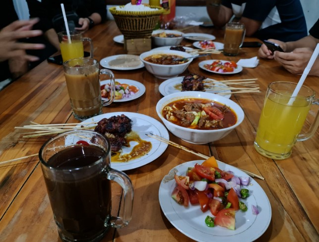 Top 26+ Tempat Makan di Cianjur Paling Enak, Restoran Spot Wisata Kuliner!