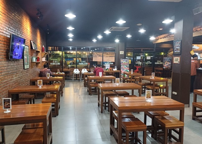 cafe di depok, cafe murah di depok, cafe romantis di depok, kafe di depok, lokasi nongkrong di depok, nongkrong di depok, tempat hnagout di depok, tempat makan enak di depok, tempat nongkrong 24 jam di depok, tempat nongkrong di depok, tempat nongkrong malam di depok, tempat wisata kuliner di depok, top 27+ tempat nongkrong di depok paling seru buat kongkow & hangout