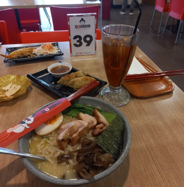 cafe di depok, cafe murah di depok, cafe romantis di depok, kafe di depok, lokasi nongkrong di depok, nongkrong di depok, tempat hnagout di depok, tempat makan enak di depok, tempat nongkrong 24 jam di depok, tempat nongkrong di depok, tempat nongkrong malam di depok, tempat wisata kuliner di depok, top 27+ tempat nongkrong di depok paling seru buat kongkow & hangout