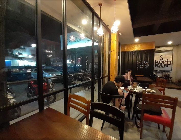 cafe di depok, cafe murah di depok, cafe romantis di depok, kafe di depok, lokasi nongkrong di depok, nongkrong di depok, tempat hnagout di depok, tempat makan enak di depok, tempat nongkrong 24 jam di depok, tempat nongkrong di depok, tempat nongkrong malam di depok, tempat wisata kuliner di depok, top 27+ tempat nongkrong di depok paling seru buat kongkow & hangout