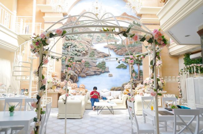 cafe di surabaya, kafe di surabaya, kuliner di surabaya, tempat instagramable di surabaya, tempat kongkow di surabaya, tempat kuliner di surabaya, tempat makan di surabaya, tempat ngopi di surabaya, tempat nongkrong di surabaya, tempat wisata kuliner di surabaya, top 27+ tempat nongkrong di surabaya terhits & kekinian, cafe, coffee shop, resto!