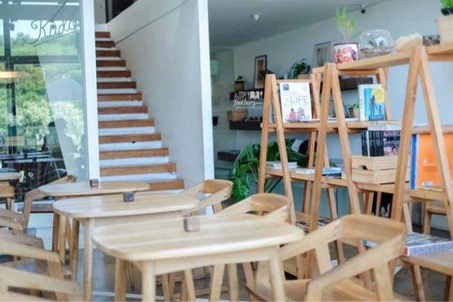 cafe di surabaya, kafe di surabaya, kuliner di surabaya, tempat instagramable di surabaya, tempat kongkow di surabaya, tempat kuliner di surabaya, tempat makan di surabaya, tempat ngopi di surabaya, tempat nongkrong di surabaya, tempat wisata kuliner di surabaya, top 27+ tempat nongkrong di surabaya terhits & kekinian, cafe, coffee shop, resto!