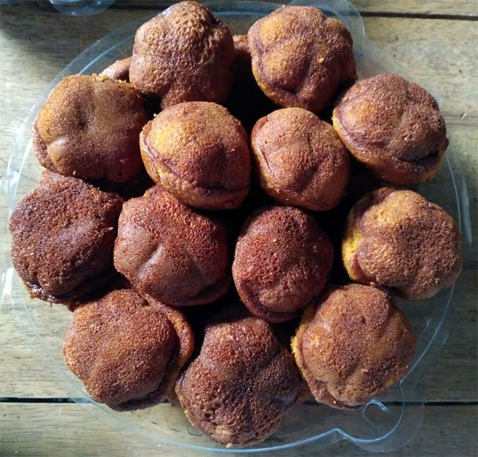 buah tangan khas makassar, cinderamata khas makassar, jajanan khas makassar, jajanan pasar khas makassar, makanan khas makassar, minuman khas makassar, oleh-oleh khas makassar, pernak-pernik khas makassar, souvenir khas makassar, top 28+ oleh-oleh khas makassar wajib dibeli & 5 toko pusat cinderamata paling terkenal