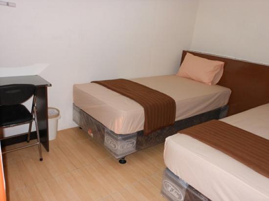 homestay murah di surabaya, hostel murah di surabaya, hotel bintang 1 di surabaya, hotel bintang 2 di surabaya, hotel bintang 3 di surabaya, hotel kapsul murah di surabaya, hotel murah di surabaya, hotel murah terbaik di surabaya, penginapan murah di surabaya, top 28+ penginapan & hotel murah di surabaya, mulai 60ribuan, ac, tv, park!