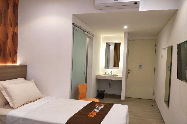 homestay murah di surabaya, hostel murah di surabaya, hotel bintang 1 di surabaya, hotel bintang 2 di surabaya, hotel bintang 3 di surabaya, hotel kapsul murah di surabaya, hotel murah di surabaya, hotel murah terbaik di surabaya, penginapan murah di surabaya, top 28+ penginapan & hotel murah di surabaya, mulai 60ribuan, ac, tv, park!