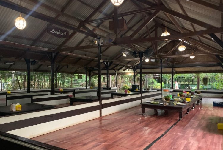 cafe di batang, kuliner di batang, restaurant di batang, resto di batang, restoran di batang, rm di batang, rumah makan 24 jam di batang, rumah makan di batang, rumah makan padang di batang, tempat makan 24 jam di batang, tempat makan di batang, tempat makan enak di batang, tempat wisata kuliner di batang, top 28+ tempat makan di batang paling legendaris & enak, resto, cafe, dll