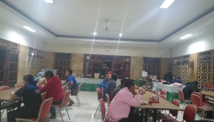 cafe di batang, kuliner di batang, restaurant di batang, resto di batang, restoran di batang, rm di batang, rumah makan 24 jam di batang, rumah makan di batang, rumah makan padang di batang, tempat makan 24 jam di batang, tempat makan di batang, tempat makan enak di batang, tempat wisata kuliner di batang, top 28+ tempat makan di batang paling legendaris & enak, resto, cafe, dll