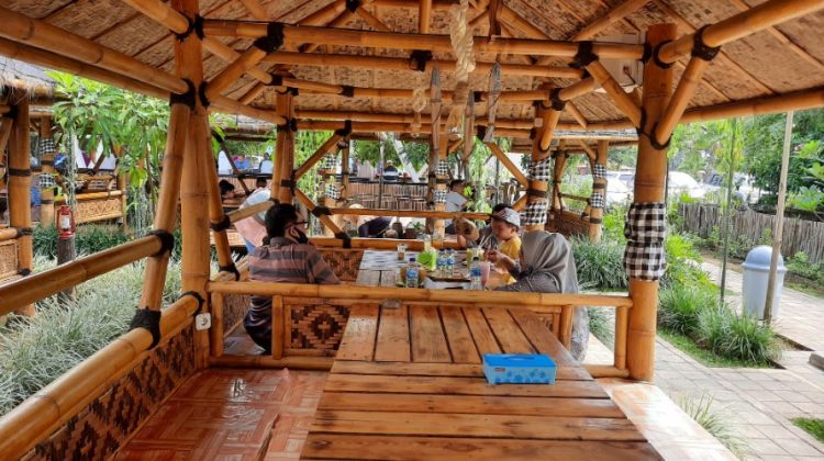 cafe di batang, kuliner di batang, restaurant di batang, resto di batang, restoran di batang, rm di batang, rumah makan 24 jam di batang, rumah makan di batang, rumah makan padang di batang, tempat makan 24 jam di batang, tempat makan di batang, tempat makan enak di batang, tempat wisata kuliner di batang, top 28+ tempat makan di batang paling legendaris & enak, resto, cafe, dll