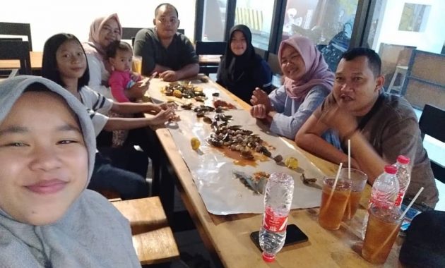 top 28+ tempat makan di depok enak, cafe & resto legendaris terbaik