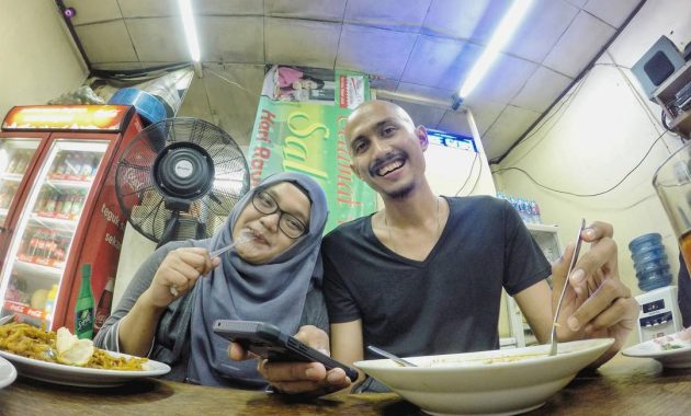 top 28+ tempat makan di depok enak, cafe & resto legendaris terbaik