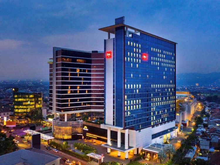 hotel di bandung, hotel di bandung terbaik untuk staycation, hotel mewah di bandung, hotel murah di bandung, hotel staycation di bandung, hotel terbaik di bandung, staycation di bandung, tempat staycation di bandung, top 29+ hotel di bandung terbaik buat staycation, murah hingga mewah