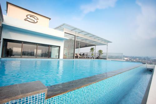 hotel di bandung, hotel di bandung terbaik untuk staycation, hotel mewah di bandung, hotel murah di bandung, hotel staycation di bandung, hotel terbaik di bandung, staycation di bandung, tempat staycation di bandung, top 29+ hotel di bandung terbaik buat staycation, murah hingga mewah