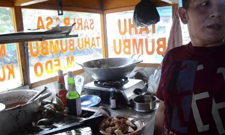 cafe di karawang, kuliner karawang, makanan enak di karawang, makanan khas karawang, oleh oleh khas karawang, restoran di karawang, rumah makan cibiuk karawang, rumah makan di karawang, rumah makan karawang, rumah makan walahar karawang, tempat makan di karawang, tempat makan enak di karawang, tempat makan karawang, tempat wisata kuliner di karawang, top 29+ tempat makan di karawang paling enak, restoran, cafe, wisata kuliner