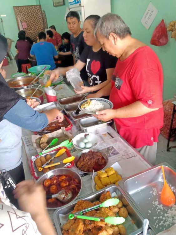 cafe di tangerang, kuliner di tangerang, kuliner hits di tangerang, resto di tangerang, restoran di tangerang, rumah makan di tangerang, tempat makan di tangerang, tempat makan enak di tangerang, tempat makan favorit di tangerang, tempat makan hits di tangerang, wisata kuliner di tangerang, top 29+ tempat makan di tangerang paling enak & legendaris, cafe, restoran!